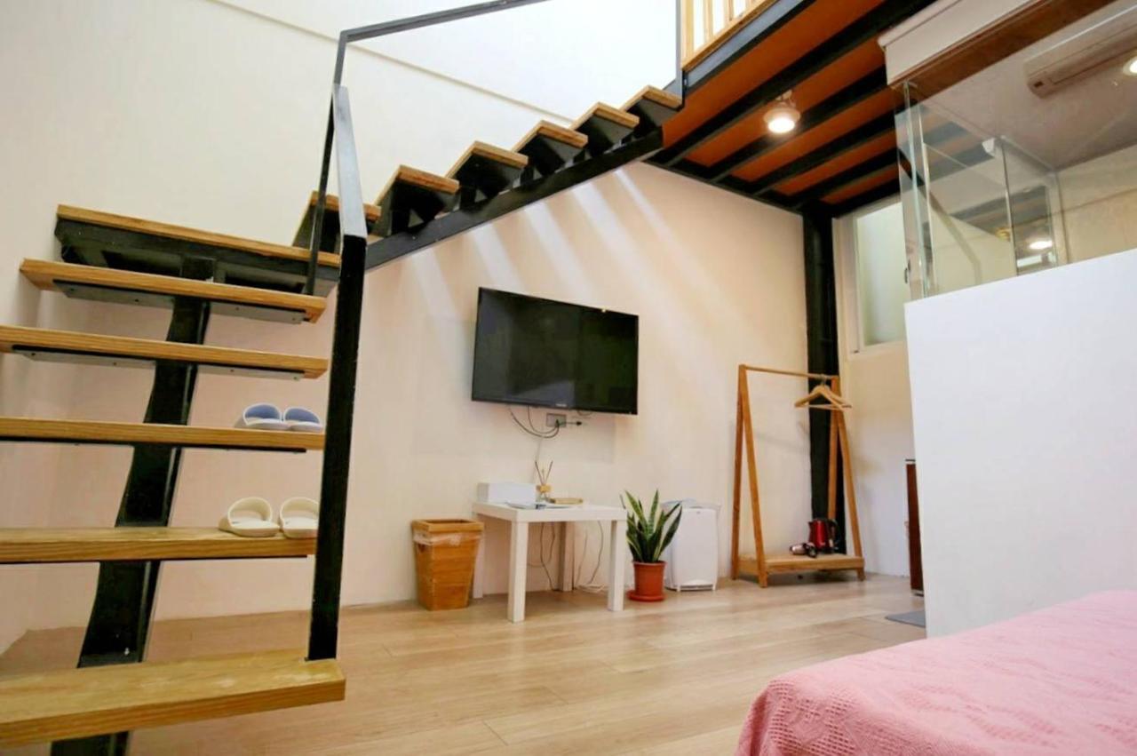 Windhouse B&B Tainan Dış mekan fotoğraf